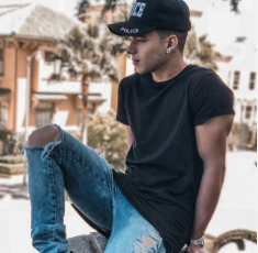 <strong>Carlos M.</strong>